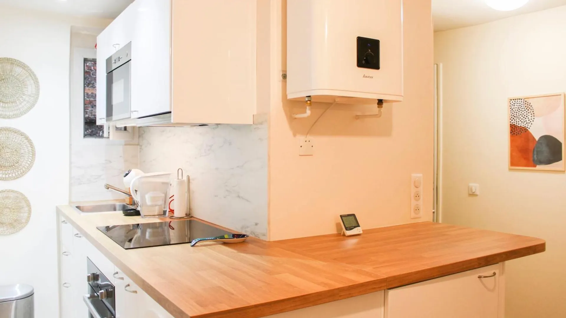Апартаменты Bright With Balcony Quiet Location *